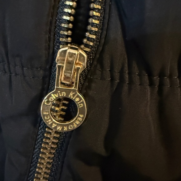 Calvin Klein Performance Black Puffer Vest Gold Zippers Size M - Picture 4 of 12